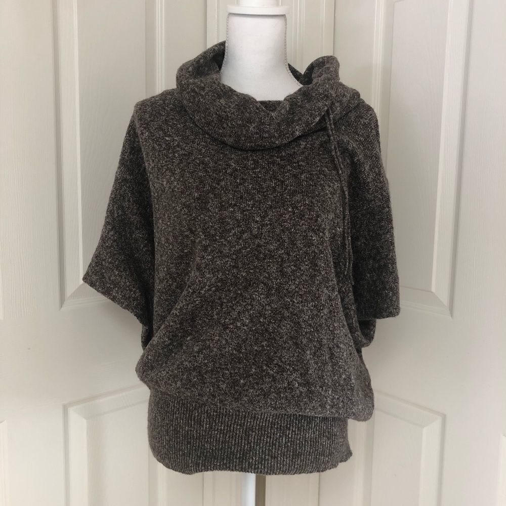 Amber Sun Wool Blend Cowl Short Sleeves Sweater Small